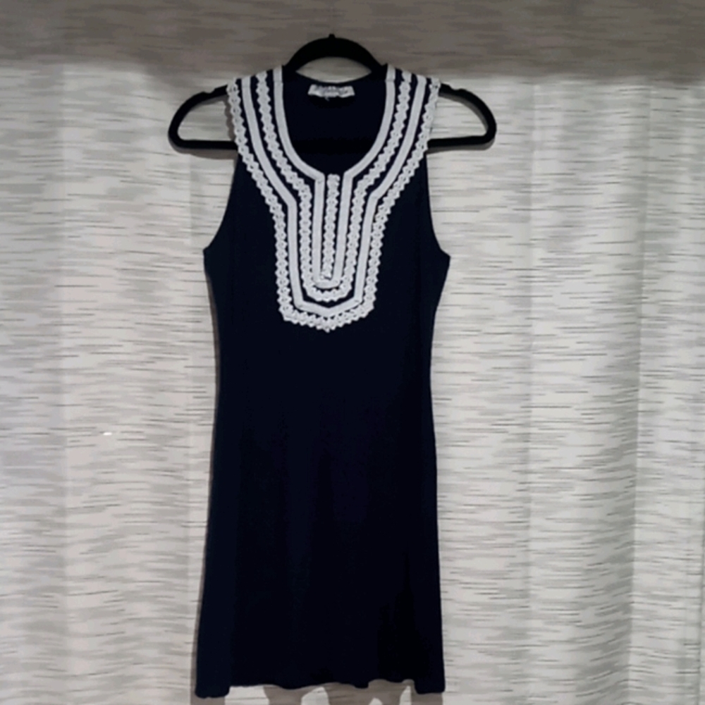 Paraella Dress